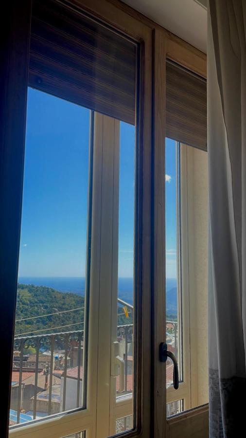 B&B Aria Ona Villagrande Strisaili Exterior photo