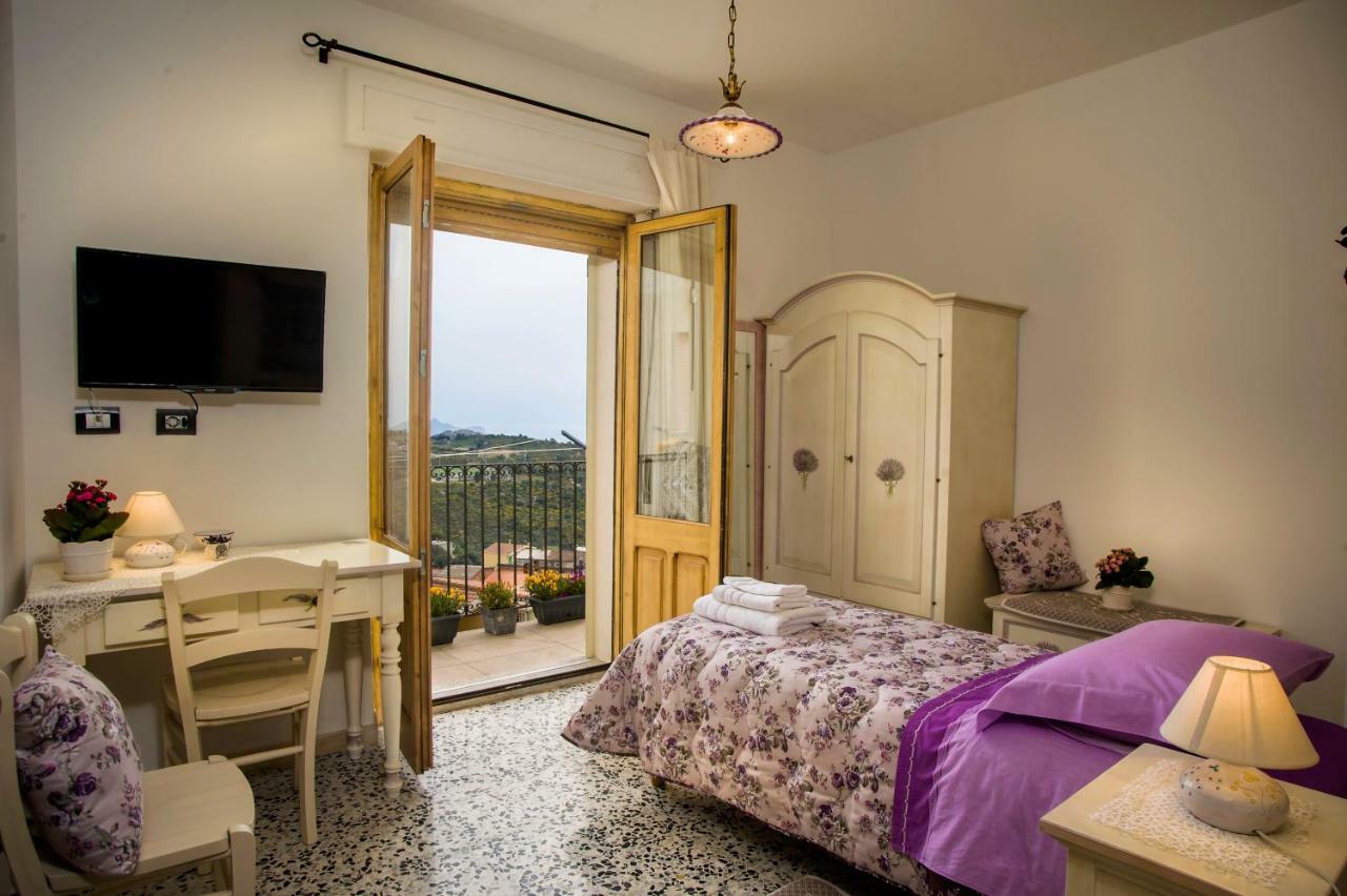 B&B Aria Ona Villagrande Strisaili Exterior photo