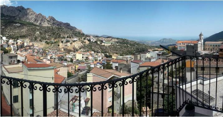 B&B Aria Ona Villagrande Strisaili Exterior photo